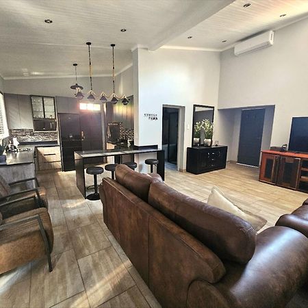 De Oude Sleeper Inn 3 Kimberley Εξωτερικό φωτογραφία
